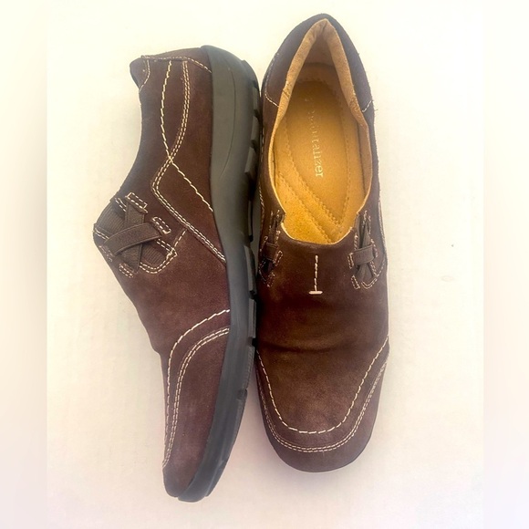 Naturalizer women's 9 slip on cushion comfort brown leather shoes EUC - Picture 1 of 9